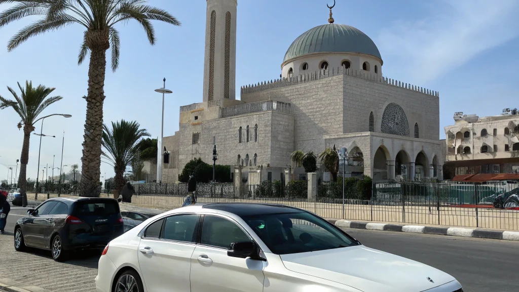 rent car nador